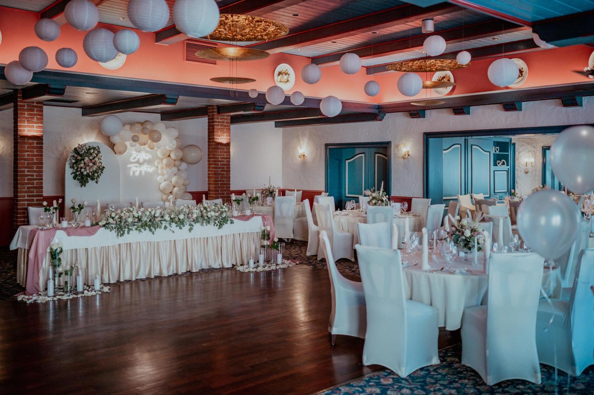 Romantik Hotel Boesehof บาดเบเดอร์เคซา ภายนอก รูปภาพ