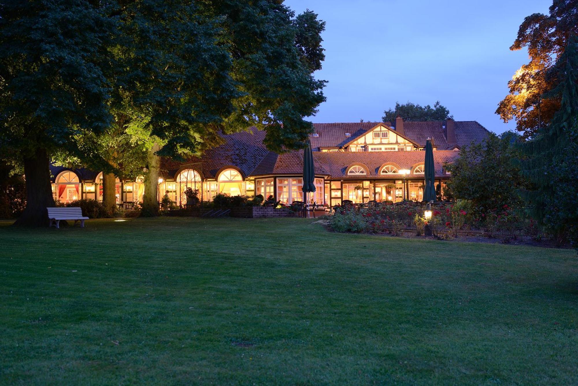 Romantik Hotel Boesehof บาดเบเดอร์เคซา ภายนอก รูปภาพ